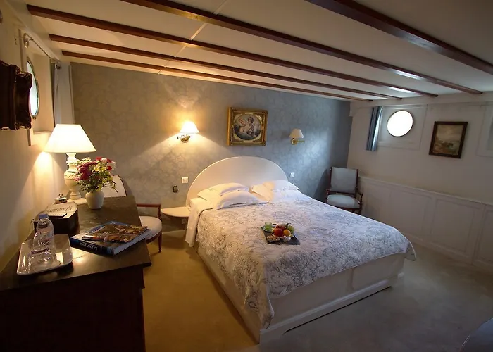 Aurora Bed & Breakfast