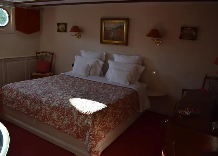 Aurora Bed & Breakfast